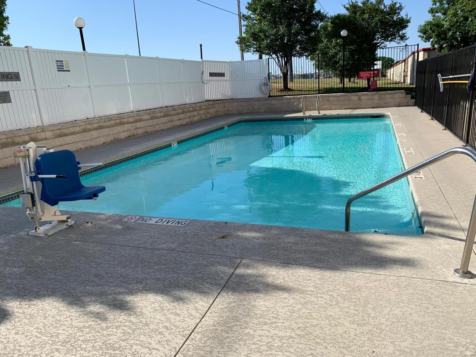 Country Inn & Suites By Radisson, Austin North Pflugerville , Tx Round Rock Exterior foto